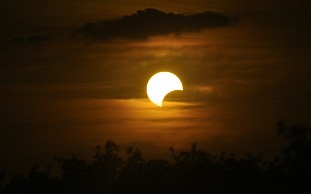 Eclissi solare del 10 giugno 2021